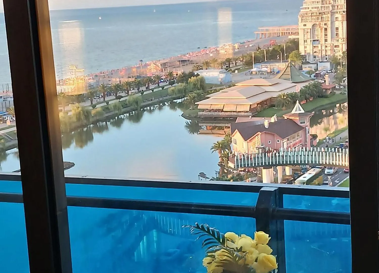Paragon Hotel - Orbi City Batumi