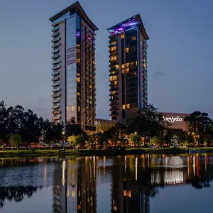 Miramar Luxury Residences ***** באטומי
